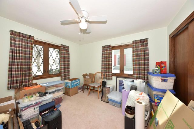 761 Crestwood DRIVE, Waukesha, WI 53188