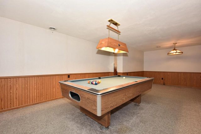 761 Crestwood DRIVE, Waukesha, WI 53188