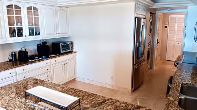 4900 N Ocean Blvd Apt 819, Lauderdale By The Sea, FL 33308