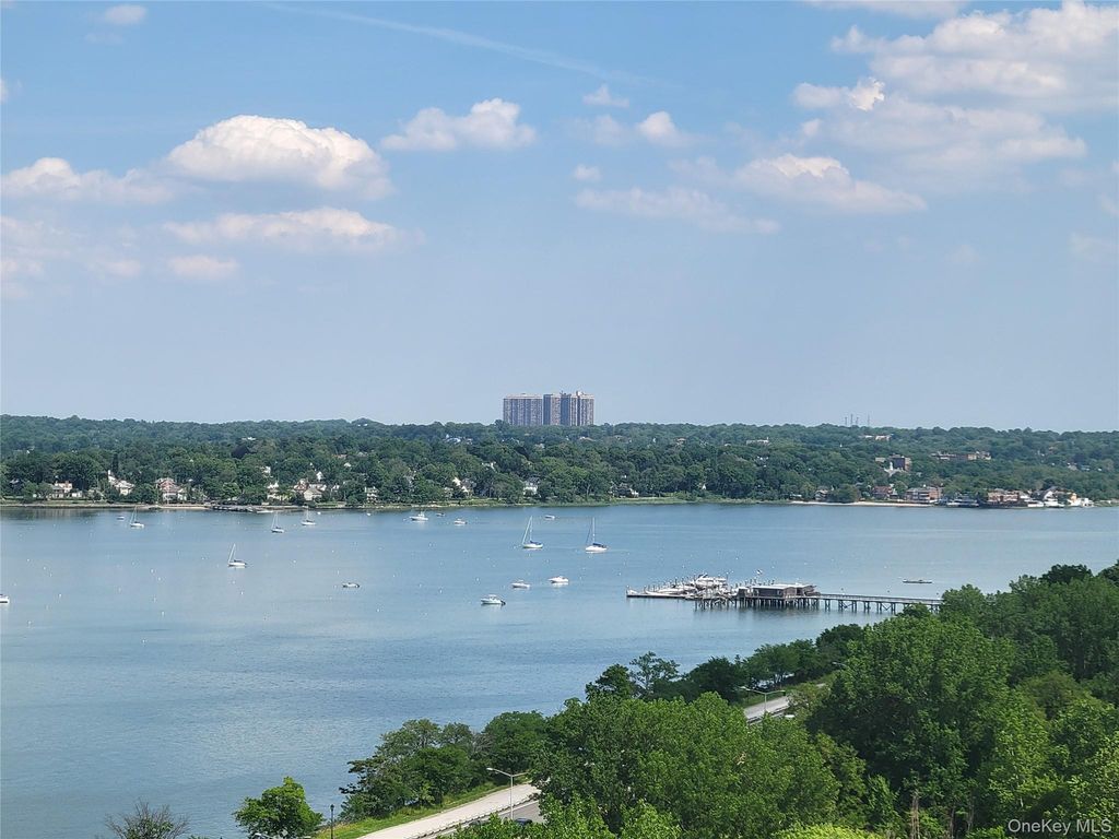 18-05 215 Street 11 K, Bayside, NY 11360 — photo 5