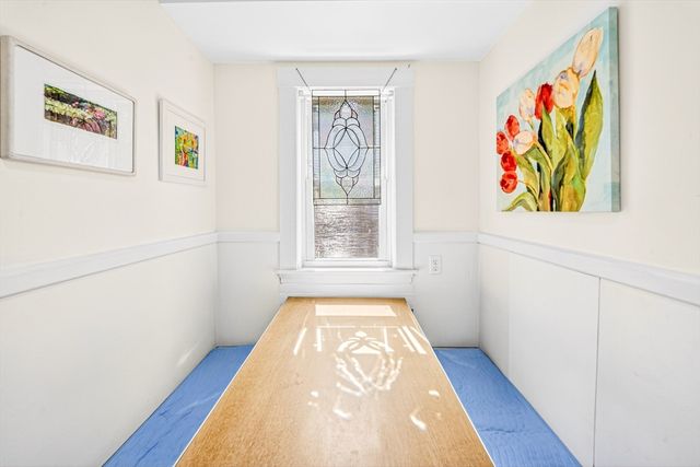 48 Edgecliff 1, Watertown, MA 02472