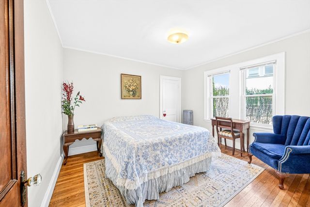 48 Edgecliff 1, Watertown, MA 02472