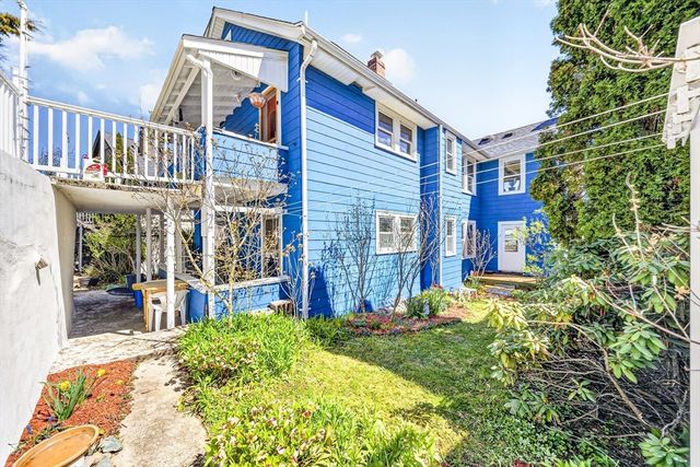 48 Edgecliff 1, Watertown, MA 02472