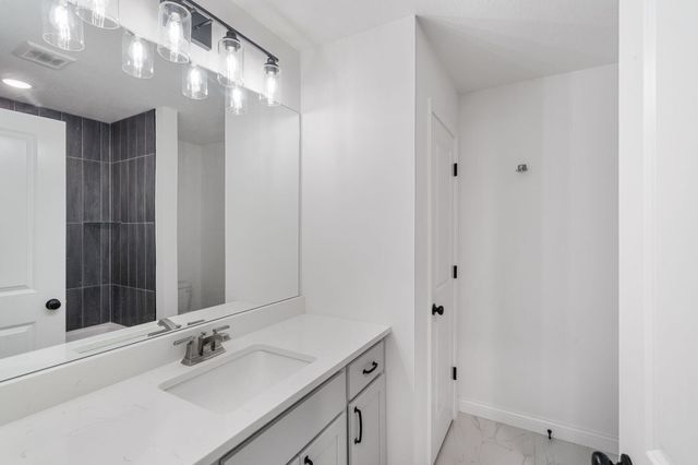820 ANGELS REST WAY, Columbia, MO 65203