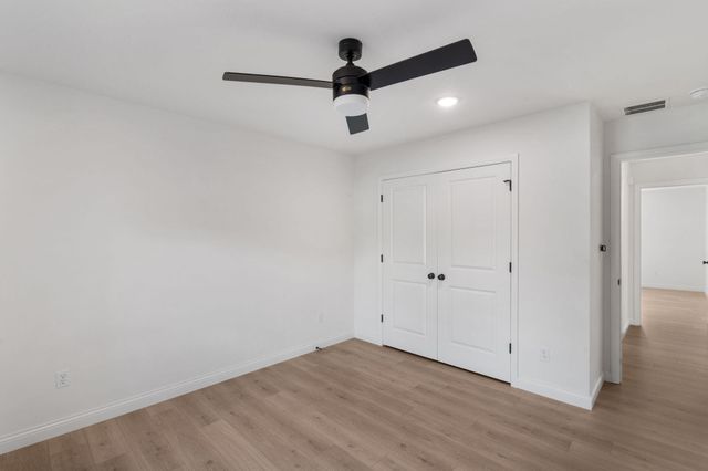 820 ANGELS REST WAY, Columbia, MO 65203