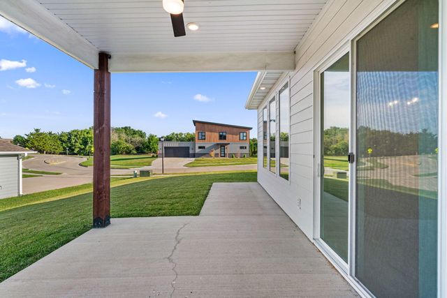 820 ANGELS REST WAY, Columbia, MO 65203
