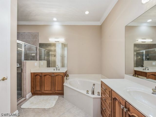 9255 Museo CIR 103, Naples, FL 34114