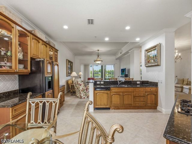 9255 Museo CIR 103, Naples, FL 34114