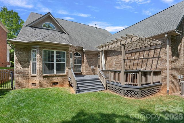11215 Warfield Avenue, Huntersville, NC 28078