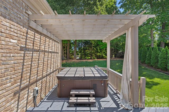 11215 Warfield Avenue, Huntersville, NC 28078