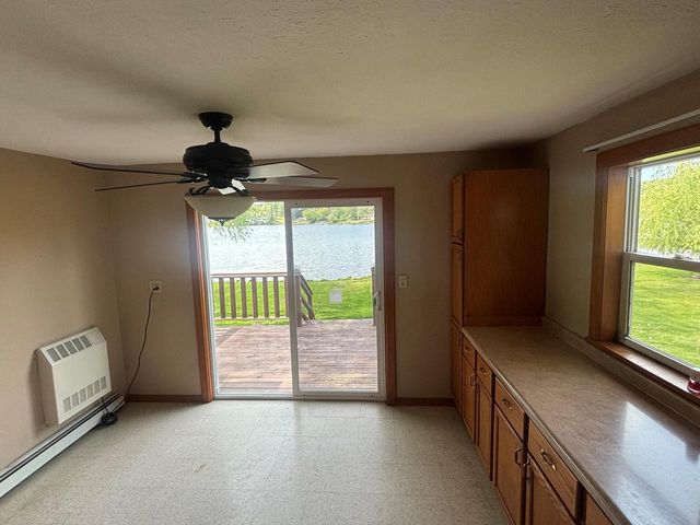 7223 S Wallace Lake DRIVE, West Bend, WI 53090
