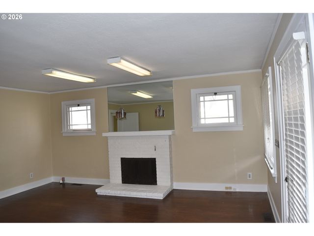 710 VAN BUREN St, Eugene, OR 97402