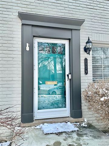 1779 Graefield Road, Birmingham, MI 48009