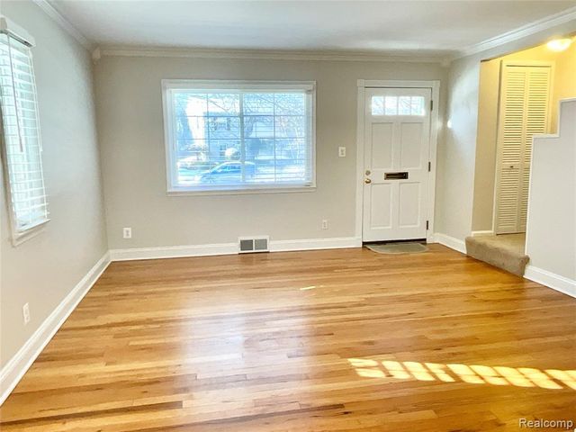 1779 Graefield Road, Birmingham, MI 48009