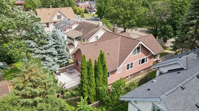 1377 Grand Avenue, Saint Paul, MN 55105