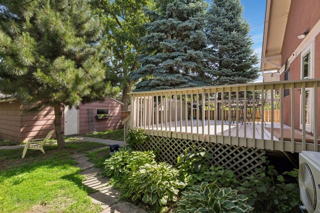 1377 Grand Avenue, Saint Paul, MN 55105