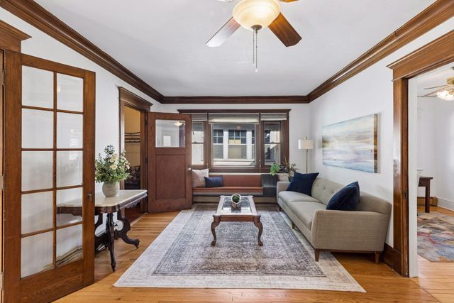 1377 Grand Avenue, Saint Paul, MN 55105