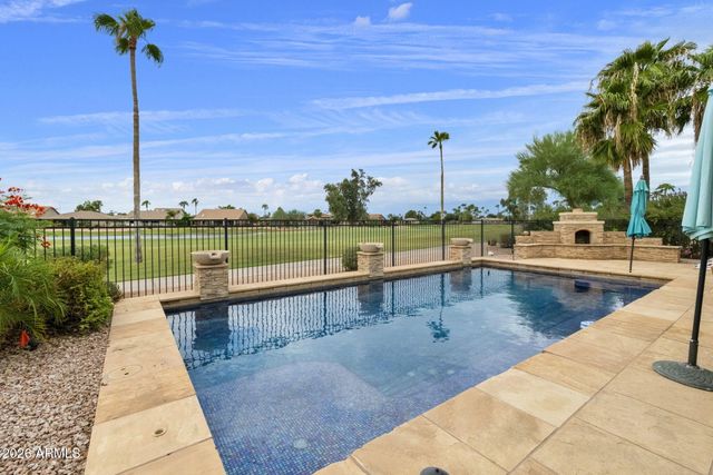 24224 S SUNBROOK Drive, Sun Lakes, AZ 85248