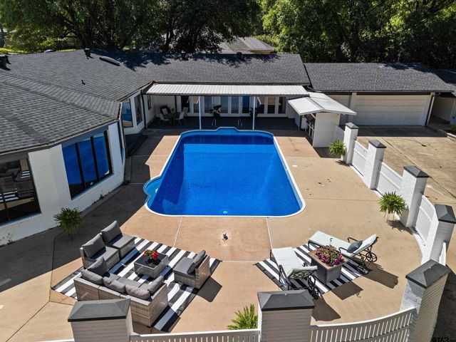 1201 Montclair St, Longview, TX 75601