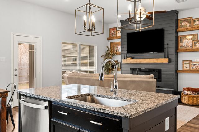 10237 Omni Drive, Waco, TX 76708