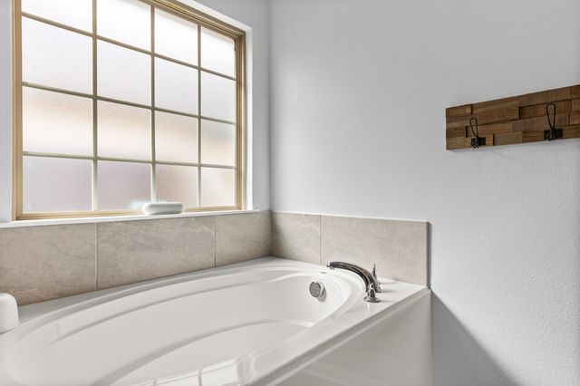 10237 Omni Drive, Waco, TX 76708