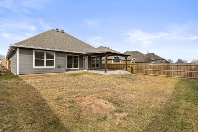 10237 Omni Drive, Waco, TX 76708