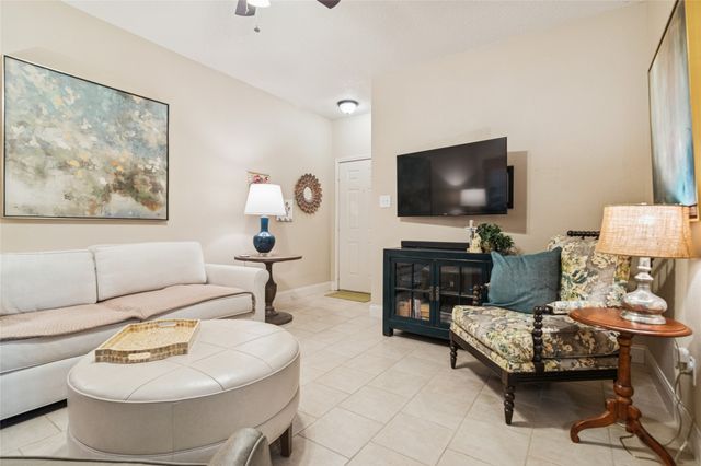 2106 Amesbury Drive 122, Arlington, TX 76011