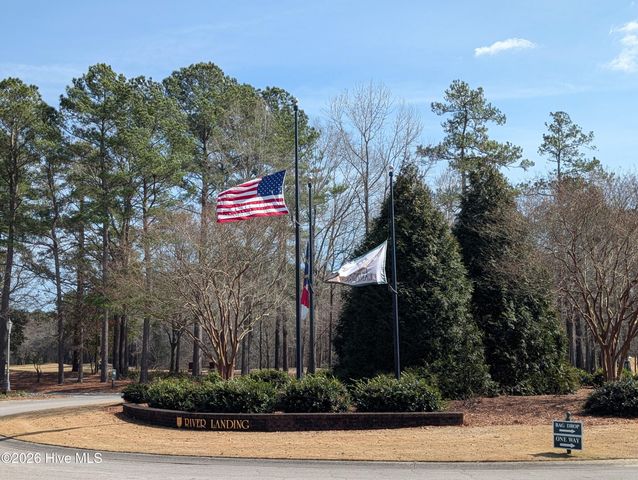 117 Cedar Point Drive, Wallace, NC 28466