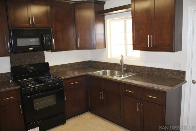 520 Glover AVE C, Chula Vista, CA 91910