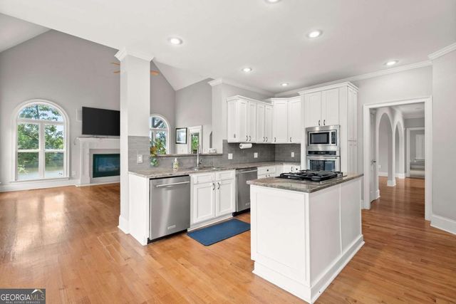 308 Chanda Cove, Mcdonough, GA 30253