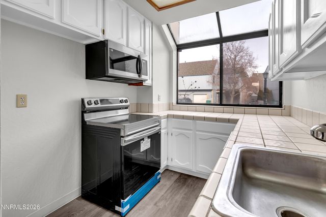 2561 Garfield Drive, Sparks, NV 89431