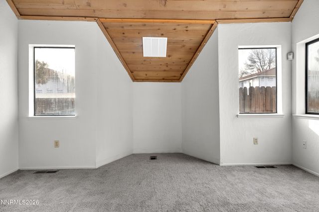 2561 Garfield Drive, Sparks, NV 89431