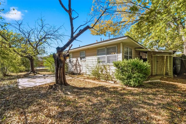 2926 N Prairie Creek Road, Dallas, TX 75227