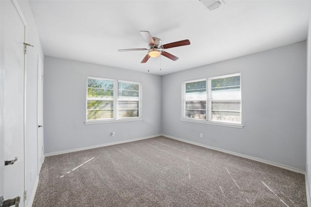 2926 N Prairie Creek Road, Dallas, TX 75227