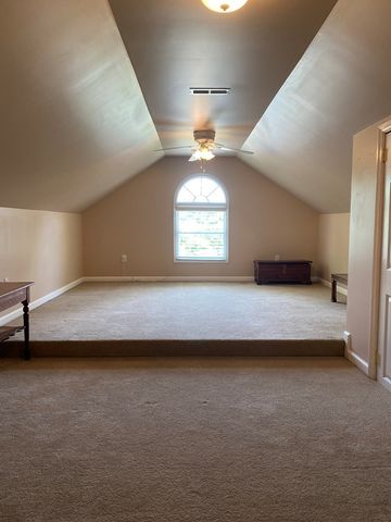 2012 Kingsridge Drive, Dalton, GA 30720
