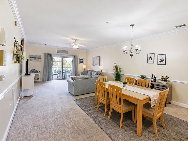 4898 Luster Leaf Cir Apt 203, Myrtle Beach, SC 29577