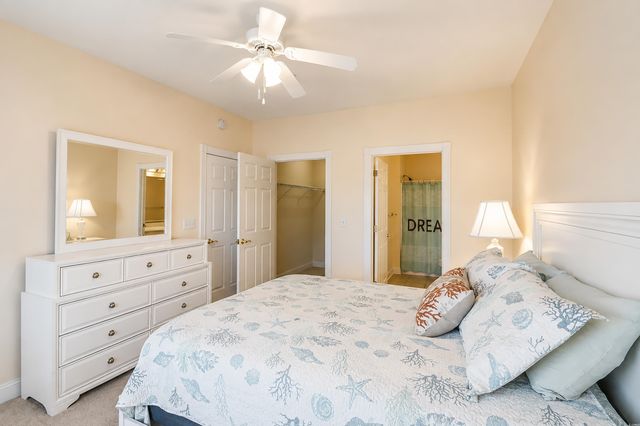 4898 Luster Leaf Cir Apt 203, Myrtle Beach, SC 29577
