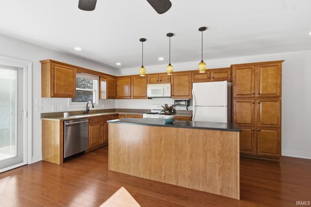 837 Herndon Drive, Evansville, IN 47711