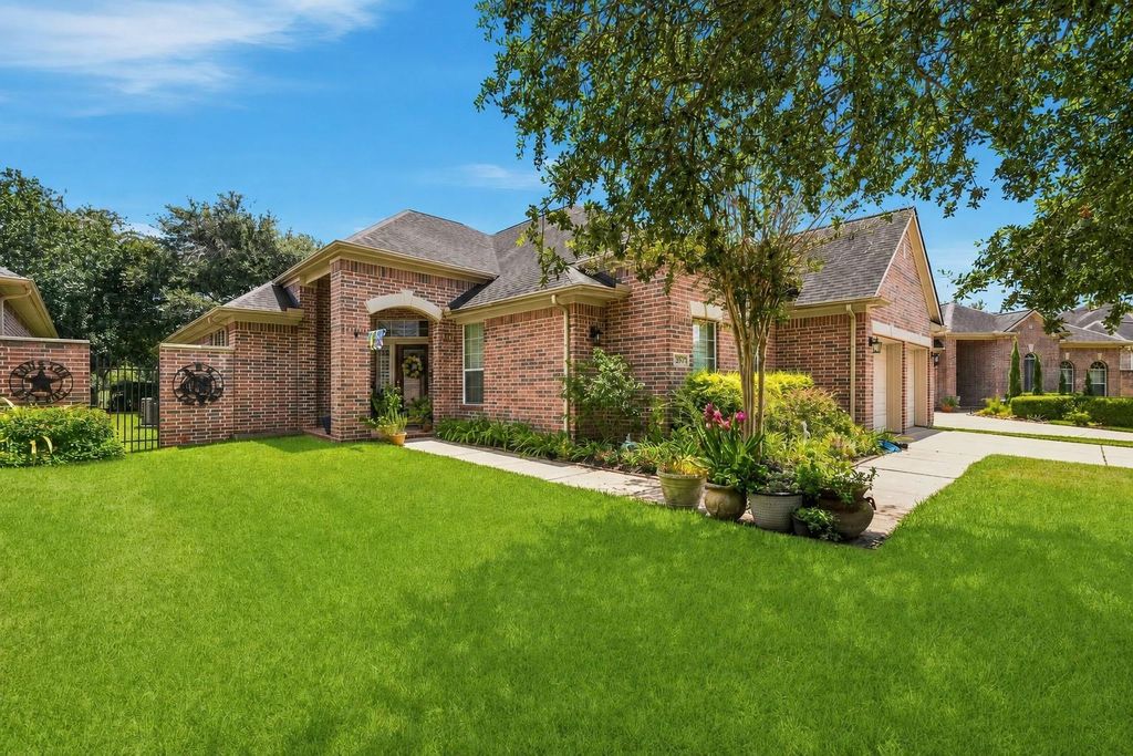 Image 3 of property listing at 3206 Mcmahon Way, Missouri City, TX 77459