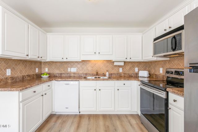 1422 Normandy Drive, Burlington, NC 27215