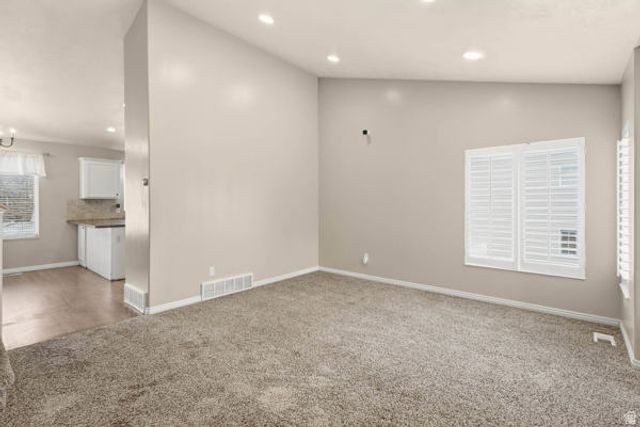 687 W 2025 N, Centerville, UT 84014