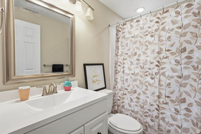 687 W 2025 N, Centerville, UT 84014