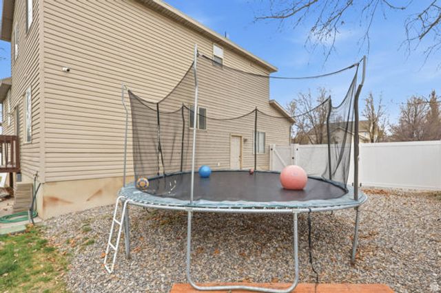 687 W 2025 N, Centerville, UT 84014