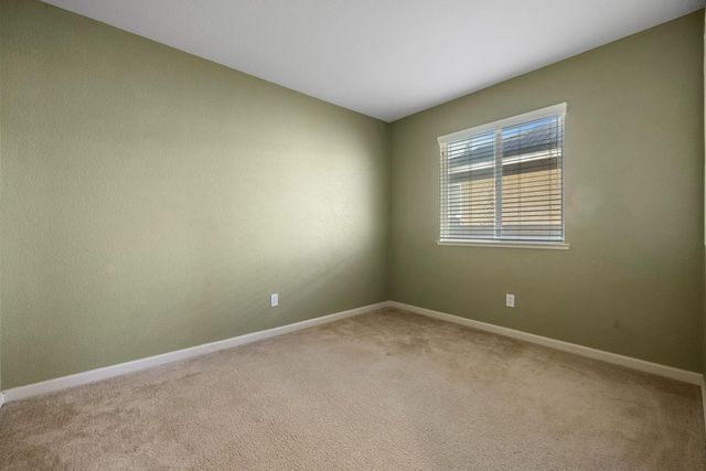 1447 Summerwind Ln, Manteca, CA 95337