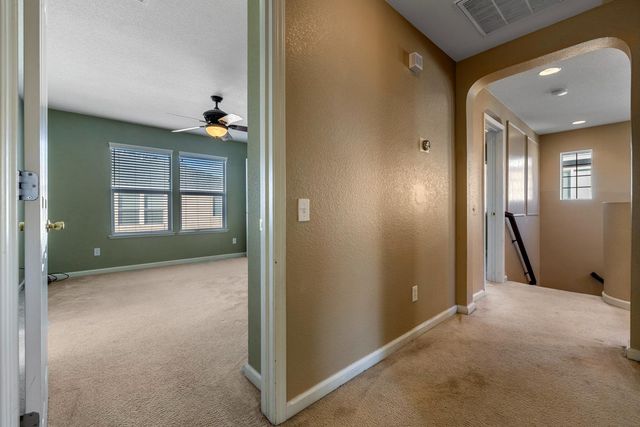 1447 Summerwind Ln, Manteca, CA 95337