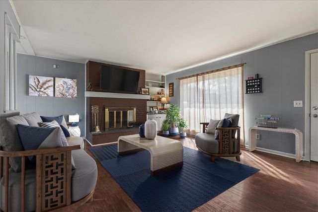 6 Finger Drive, Bella Vista, AR 72715