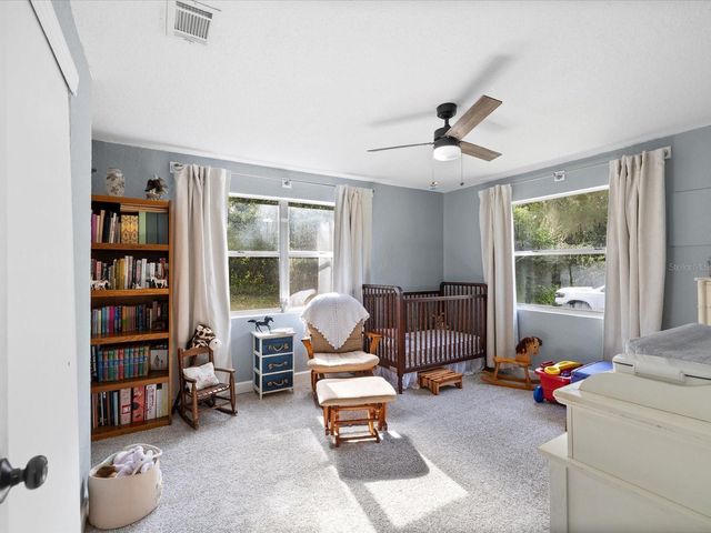 36228 CLINTON AVENUE, Dade City, FL 33525