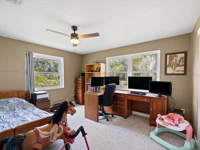 36228 CLINTON AVENUE, Dade City, FL 33525