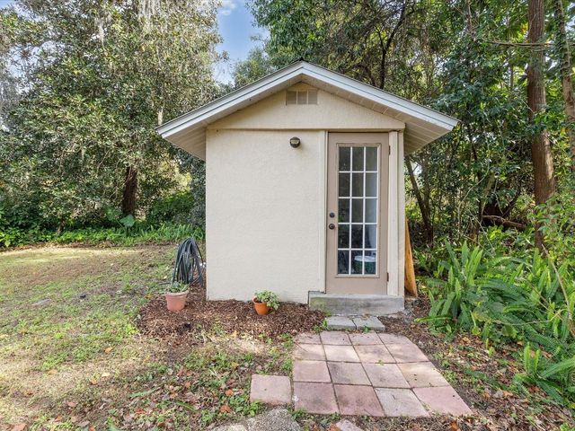 36228 CLINTON AVENUE, Dade City, FL 33525