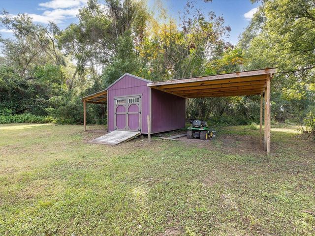 36228 CLINTON AVENUE, Dade City, FL 33525